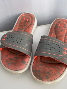 Under Armour Gray and Coral Patterned Slide Sandals